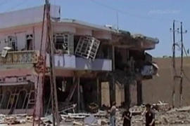 Đánh bom ở Iraq, 110 người chết 