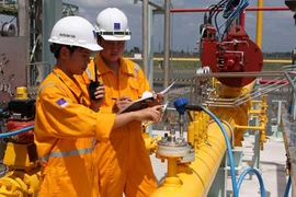 Trả lương theo chất lượng lao động, sẽ giảm công chức cắp ô