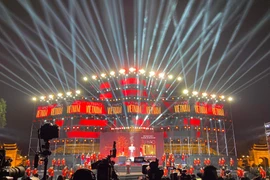 Sôi động chương trình nghệ thuật chào đón năm mới "Tự hào Việt Nam-New concert 2023"