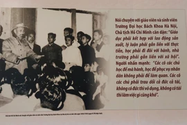 Triển lãm “Chủ tịch Hồ Chí Minh với Tết cổ truyền dân tộc”