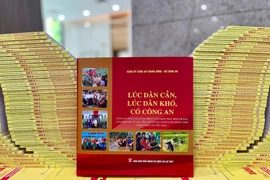 Ra mắt cuốn sách “Lúc dân cần, lúc dân khó, có Công an”