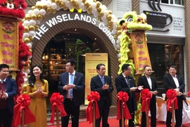 Khai trương thư viện sách cộng đồng miễn phí