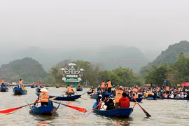 Khai hội chùa Hương 2024