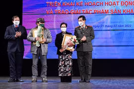 Nhà văn Chu Lai giành giải A Giải thưởng Sân khấu năm 2021