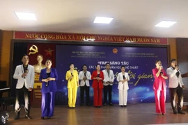 Khai mạc trại sáng tác văn học nghệ thuật "Sống mãi với thời gian"