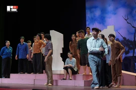 "Bệnh sĩ" lại "cháy vé"