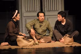 Dựng lại vở "Ông không phải là bố tôi" của nhà viết kịch Lưu Quang Vũ