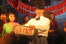  Nhiều Nghệ sĩ nhân dân, Nghệ sĩ ưu tú vẫn là diễn viên hạng 3, hạng 4