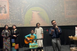  Gala nghệ thuật “Đất mừng Xuân”