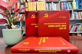 Ra mắt sách "Đảng Cộng sản Việt Nam qua các kỳ Đại hội - Những quyết sách lịch sử"​
