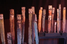  "Nguồn cội" - Triển lãm hồi cố của nữ họa sĩ Tô Bích Hải 