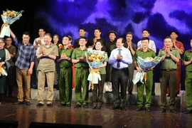 Tuần lễ Kịch CAND kỷ niệm 60 năm Ngày truyền thống lực lượng CSND