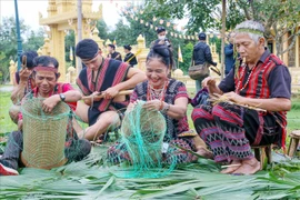 Hoạt động “Tháng Ba - Màu xanh tôi yêu” tại Làng Văn hóa - Du lịch các dân tộc Việt Nam