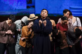 "Lửa từ đất": Vở nhạc kịch về Bí thư Đảng bộ đầu tiên của Hà Nội - Nguyễn Ngọc Vũ