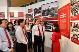 Khai mạc trưng bày "Việt Nam - Độc lập, tự cường"