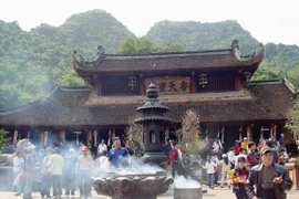 Chùa Hương chính thức mở cửa từ ngày 13/3