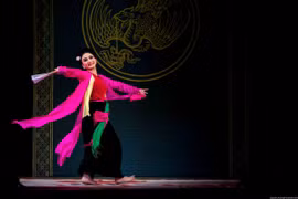 Giải bài toán khó giữa bảo tồn và phát triển sân khấu truyền thống