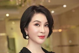 MC Thanh Mai gợi ý phối đồ Thu - Đông trẻ trung, thanh lịch xuống phố 
