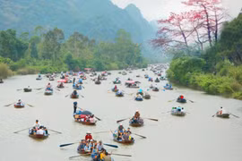 Chùa Hương được công nhận là Khu du lịch cấp thành phố