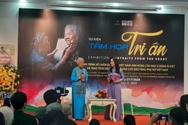  63 bức chân dung mẹ Việt Nam anh hùng của nữ họa sĩ Đặng Ái Việt