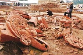 Khai quật khảo cổ rộng 990 m2 tại Hoàng thành Thăng Long