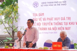 Thách thức đặt ra trong công tác bảo tồn lễ hội "làng trong phố"