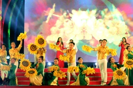 Hà Nội: Biểu diễn nghệ thuật “Mừng Đảng, mừng Xuân Ất Tỵ 2025”