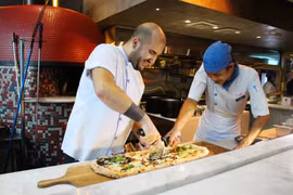 Thưởng thức các món ăn hảo hạng của ẩm thực Ý với giá cả phải chăng tại Việt Nam