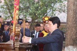 Chủ tịch nước Lương Cường chủ trì lễ dâng hương khai Xuân tại Hoàng thành Thăng Long