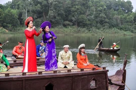 Trải nghiệm không gian văn hóa miền Tây tại Làng Văn hóa-Du lịch các dân tộc Việt Nam