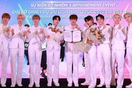 Nhóm nhạc nam Blank2y được bổ nhiệm làm "Đại sứ danh dự du lịch Hàn Quốc tại Việt Nam"