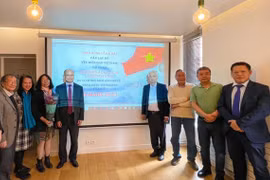 Ra mắt Câu lạc bộ yêu biển đảo Việt Nam tại Pháp