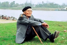 Kỷ niệm 100 năm ngày sinh nhà thơ "Bên kia sông Đuống" Hoàng Cầm