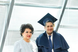 NSƯT Bùi Công Duy được phong "Giáo sư danh dự" tại Kazakhstan