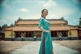 Di tích Huế mở cửa đón khách tham quan: Chỉ phục vụ không gian ngoài trời