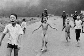 Tạm ngừng công nhận Nick Út là tác giả ảnh "Em bé Napalm": Chủ tịch Hội Nghệ sĩ Nhiếp ảnh Việt Nam lên tiếng