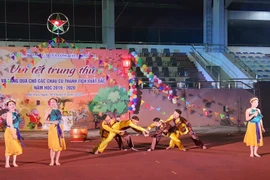 "Vui Tết Trung thu" và tuyên dương các cháu đạt thành tích xuất sắc trong năm học 2019-2020. 