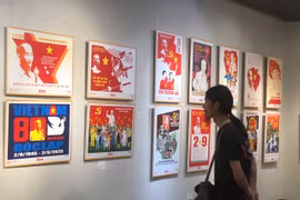 Triển lãm tranh cổ động kỷ niệm các ngày lễ lớn của dân tộc 