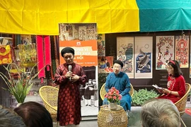 "Phong vị Tết xưa Hà Nội" 