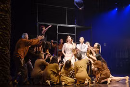 Đưa "Những người khốn khổ" trở lại