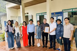 Nghệ nhân Ưu tú Đặng Ngọc Anh ủng hộ đồng bào lũ lụt tỉnh Thái Nguyên hơn 500 triệu đồng