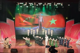 Khai mạc Liên hoan tuyên truyền, giới thiệu sách trong CAND năm 2023 - "Bác Hồ - Niềm tin yêu qua từng trang sách”