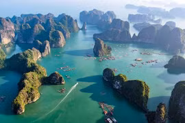 Vịnh Hạ Long lọt top 10 điểm đến đẹp nhất thế giới 2022