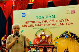 Nhà sử học Dương Trung Quốc kể về Tết Trung thu ở Hà Nội 