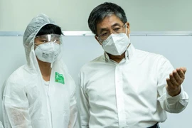 14 tuổi, họa sĩ Xèo Chu quyên góp được 2,9 tỷ đồng ủng hộ chống dịch 