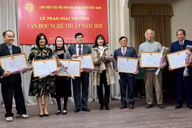Trao Giải thưởng Văn học nghệ thuật năm 2020