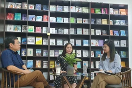 Lý giải "bệnh" lười đọc sách của thanh niên hiện nay