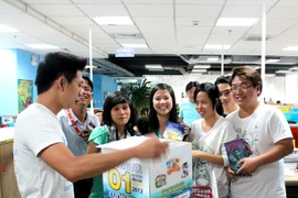 Tiếp thêm ngọn lửa tri thức ở Trường Sa