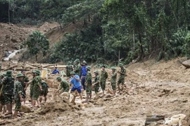 Cán bộ, chiến sĩ hy sinh khi đi cứu hộ, cứu nạn lũ lụt được hưởng trợ cấp ra sao?