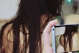Đối tượng bắt bé gái 12 tuổi quay clip khiêu dâm có thể bị phạt tù tới 12 năm?